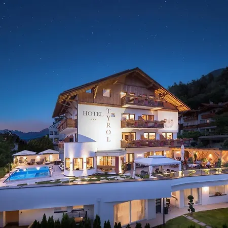 Hotel Tyrol 3*
