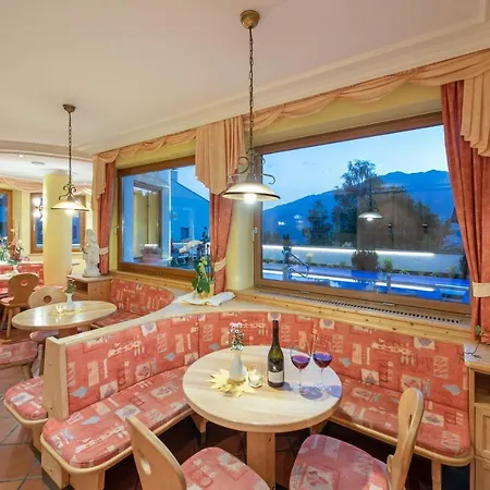 Hotel Tyrol 3*