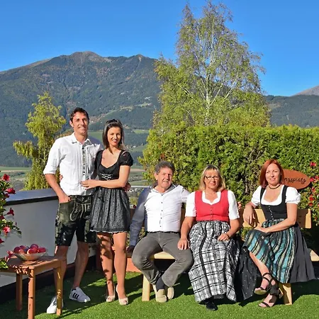 Tyrol Hotel